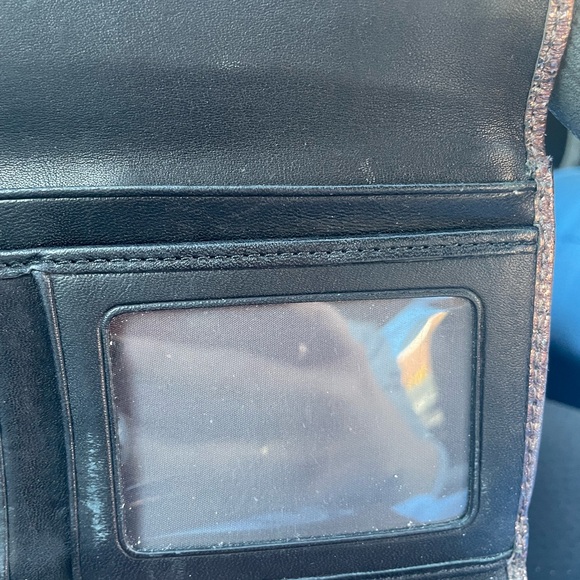 Coach wallet!! - Picture 4 of 5